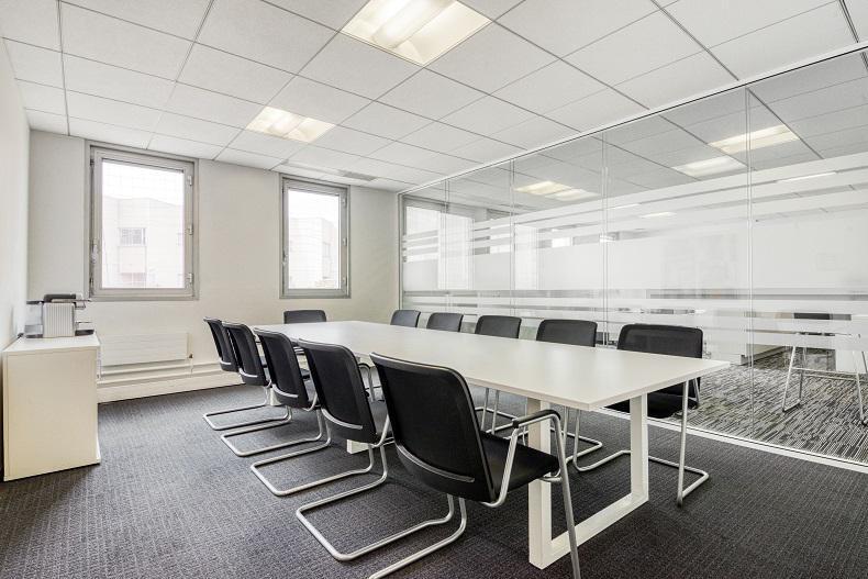 6 Rue Auguste Comte, Vanves for sale - Building Photo - Image 1 of 1