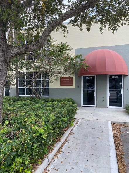 12900-12940 SW 133rd Ct, Miami, FL for sale - Building Photo - Image 1 of 1