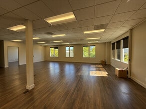 375 Healdsburg Ave, Healdsburg, CA for lease Interior Photo- Image 2 of 4