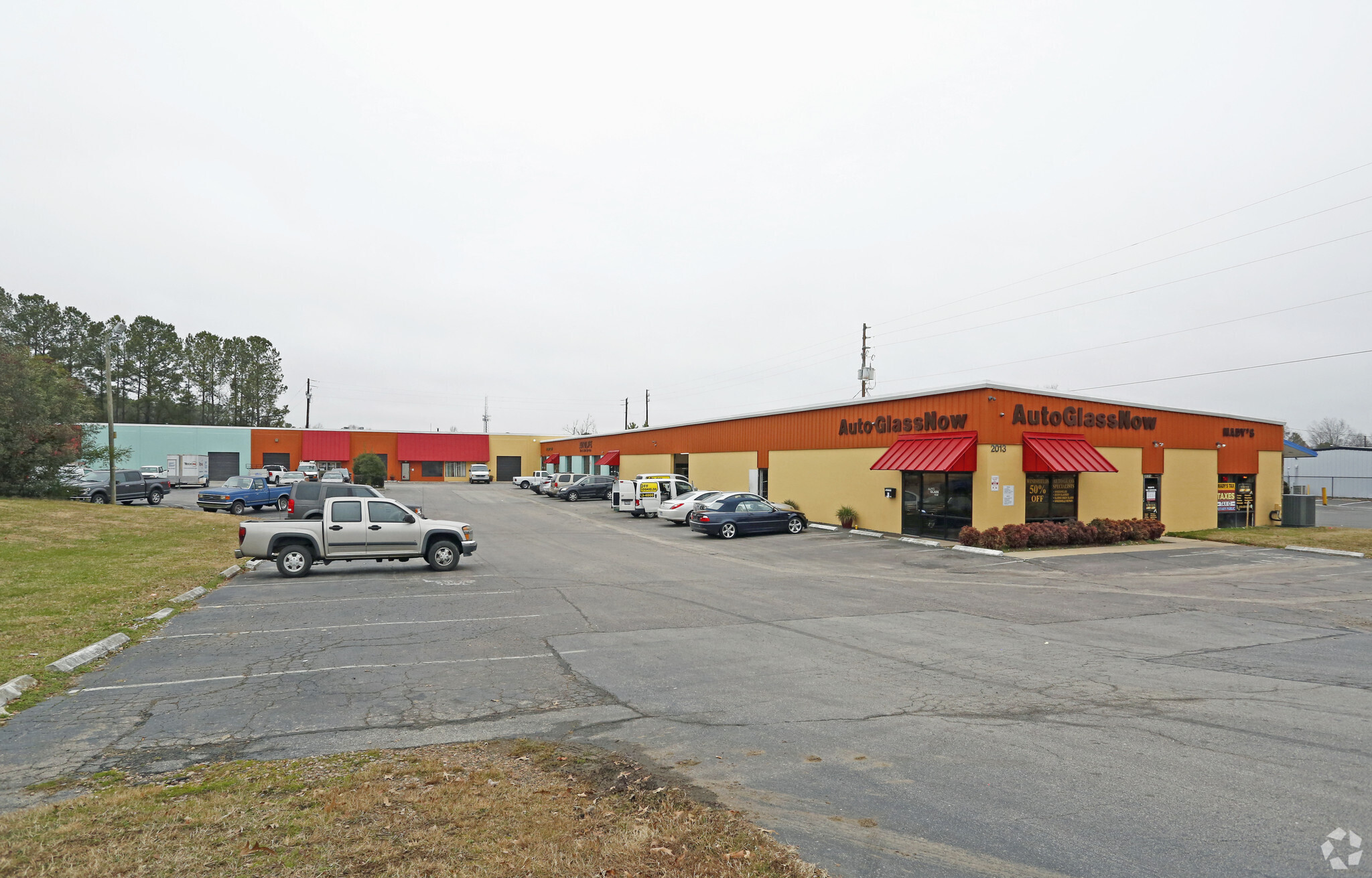 2013 New Hope Church Rd, Raleigh, NC for lease Building Photo- Image 1 of 5