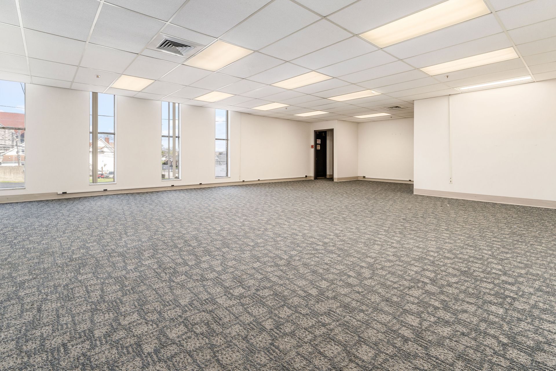 68 W Church St, Newark, OH for lease Building Photo- Image 1 of 3