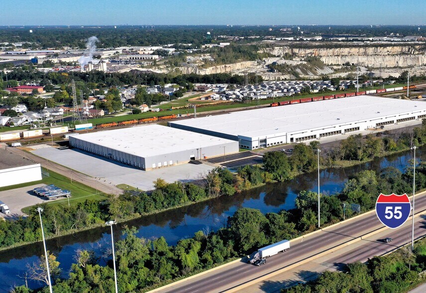 6620 River Rd, Hodgkins, IL for sale - Building Photo - Image 1 of 1