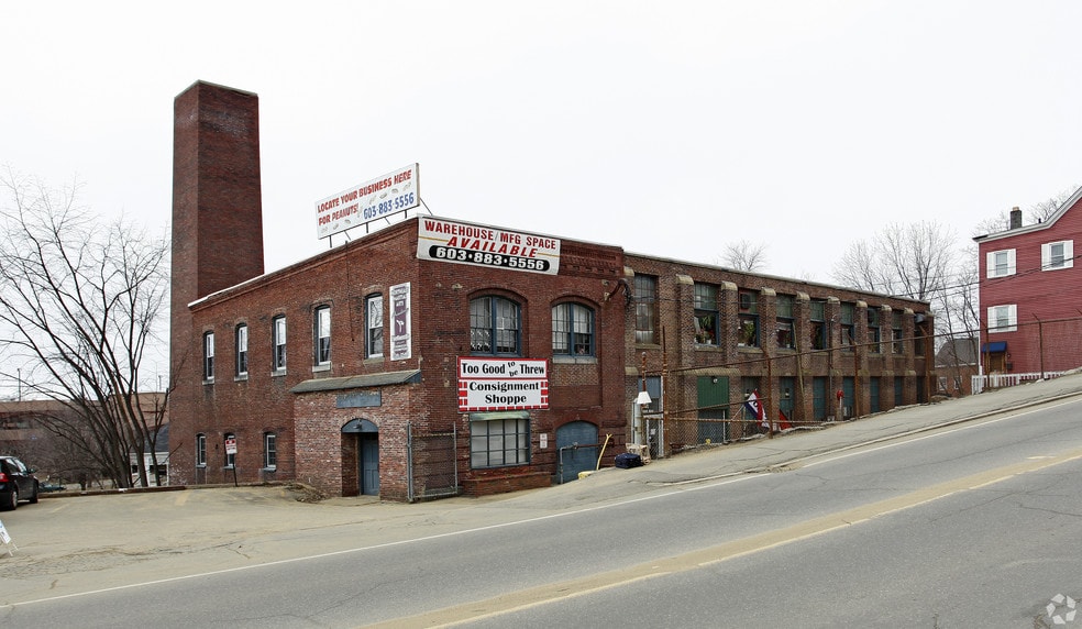 84 Union Ave, Laconia, NH for sale - Primary Photo - Image 1 of 1
