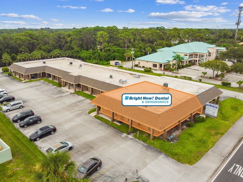 1051 Port Malabar Blvd NE, Palm Bay, FL 32905