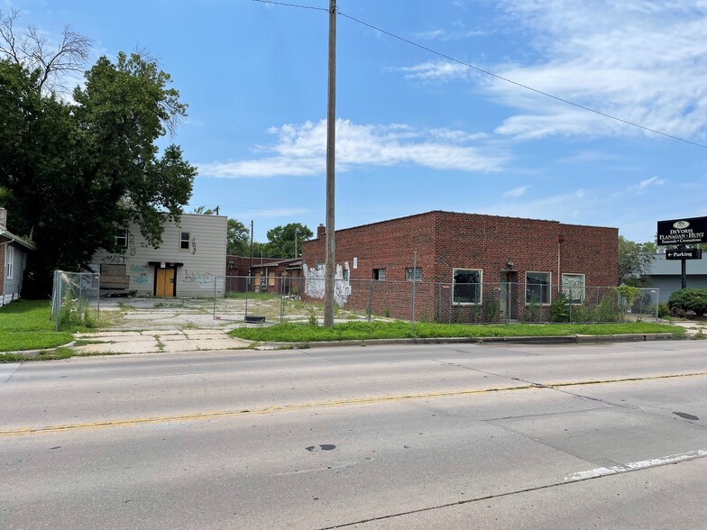 213 S Hydraulic St, Wichita, KS for sale - Building Photo - Image 1 of 4