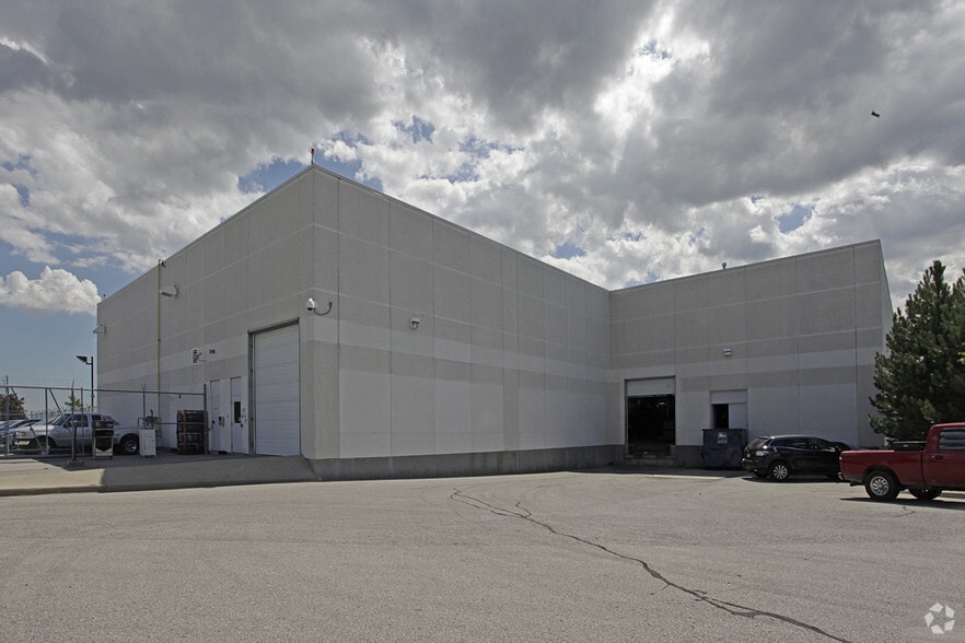 55 Vogell Rd, Richmond Hill, ON for lease - Building Photo - Image 2 of 3