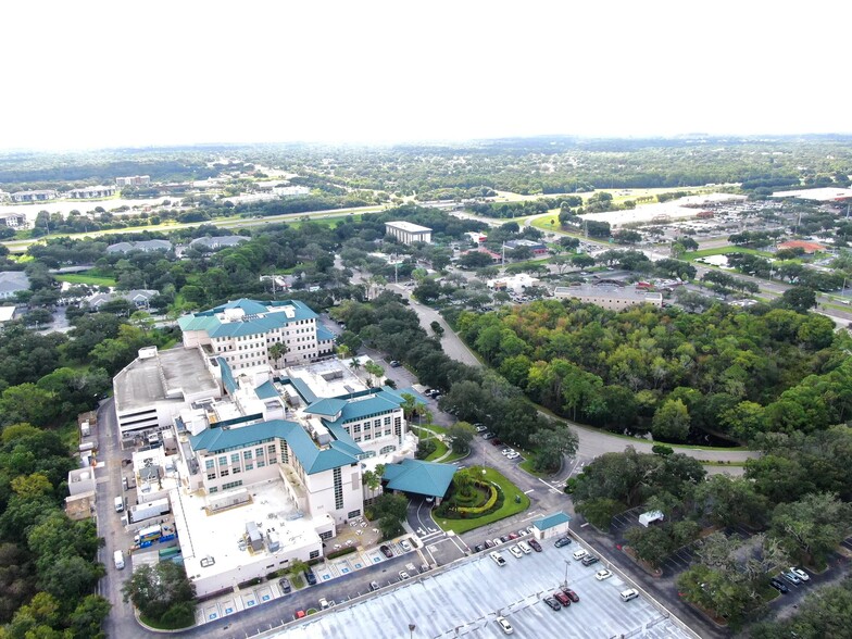 5831 Bee Ridge Rd, Sarasota, FL for lease - Aerial - Image 3 of 11