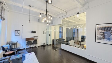 39-41 W 38th St, New York, NY for lease Interior Photo- Image 2 of 6