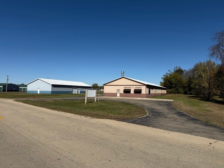 1225 22nd Ave, Fulton, IL for sale - Building Photo - Image 3 of 10