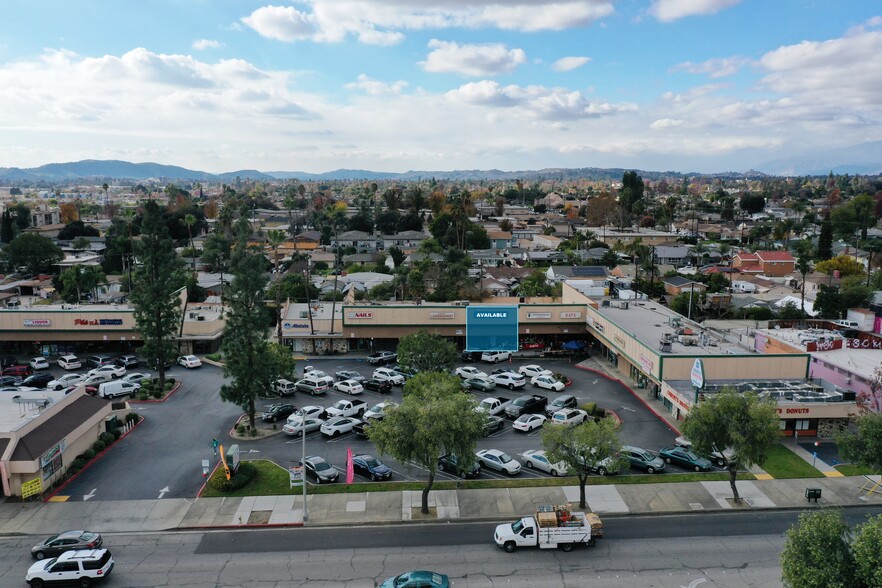 719-753 Indian Hill Blvd, Pomona, CA for lease - Building Photo - Image 2 of 4