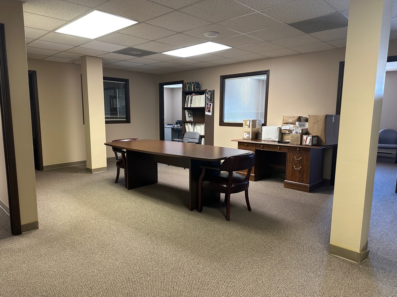 560 W Third St, Jamestown, NY for lease Interior Photo- Image 1 of 5