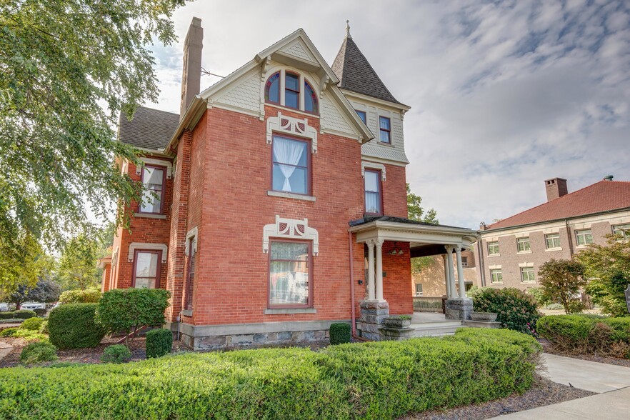 415 E Lincolnway, Mishawaka, IN for sale - Building Photo - Image 1 of 6