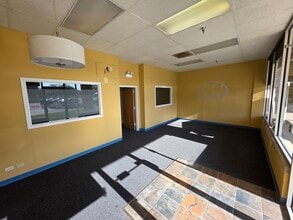 1215-1299 N Rand Rd, Des Plaines, IL for lease Interior Photo- Image 1 of 8