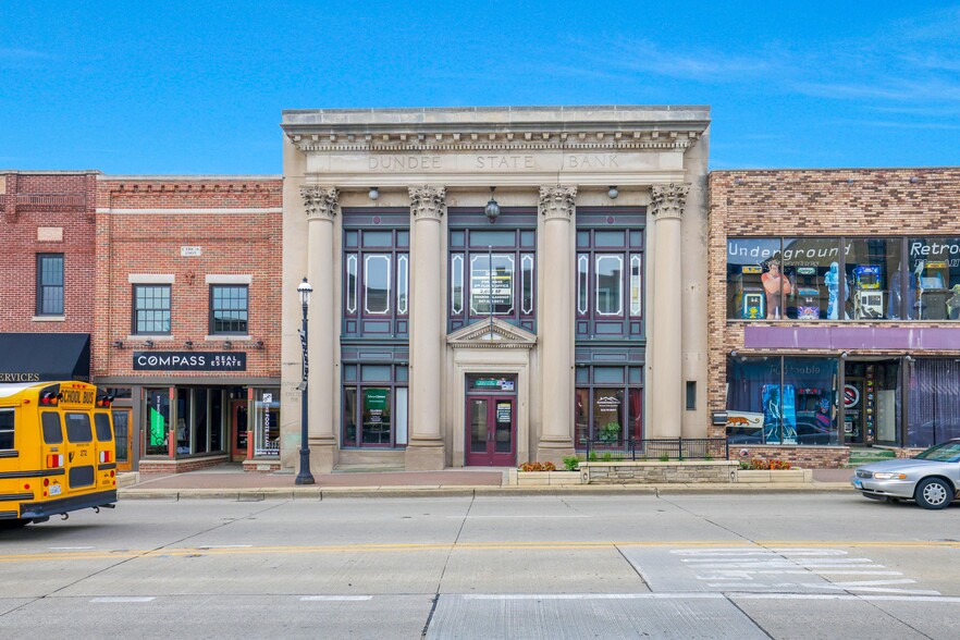 119 W Main St, West Dundee, IL for sale - Primary Photo - Image 1 of 1