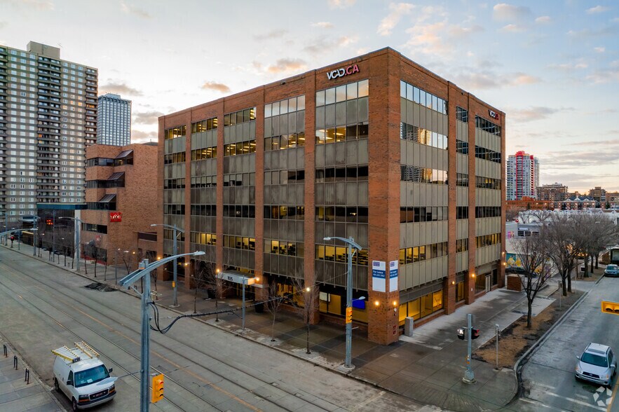 1035 7th Ave SW, Calgary, AB for sale - Building Photo - Image 1 of 1