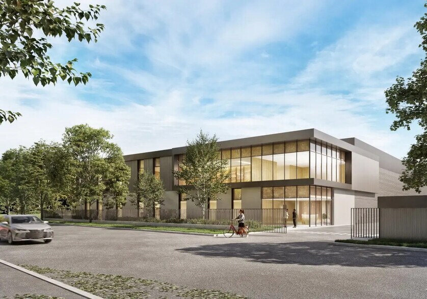 Flex in Louvres for lease - Building Photo - Image 2 of 18