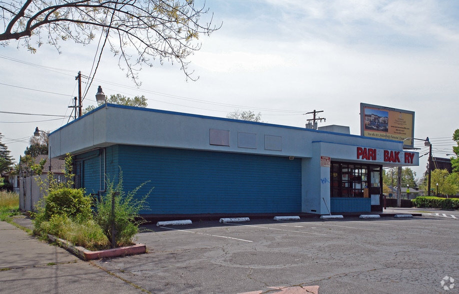 3621 Broadway, Sacramento, CA for sale - Primary Photo - Image 1 of 7