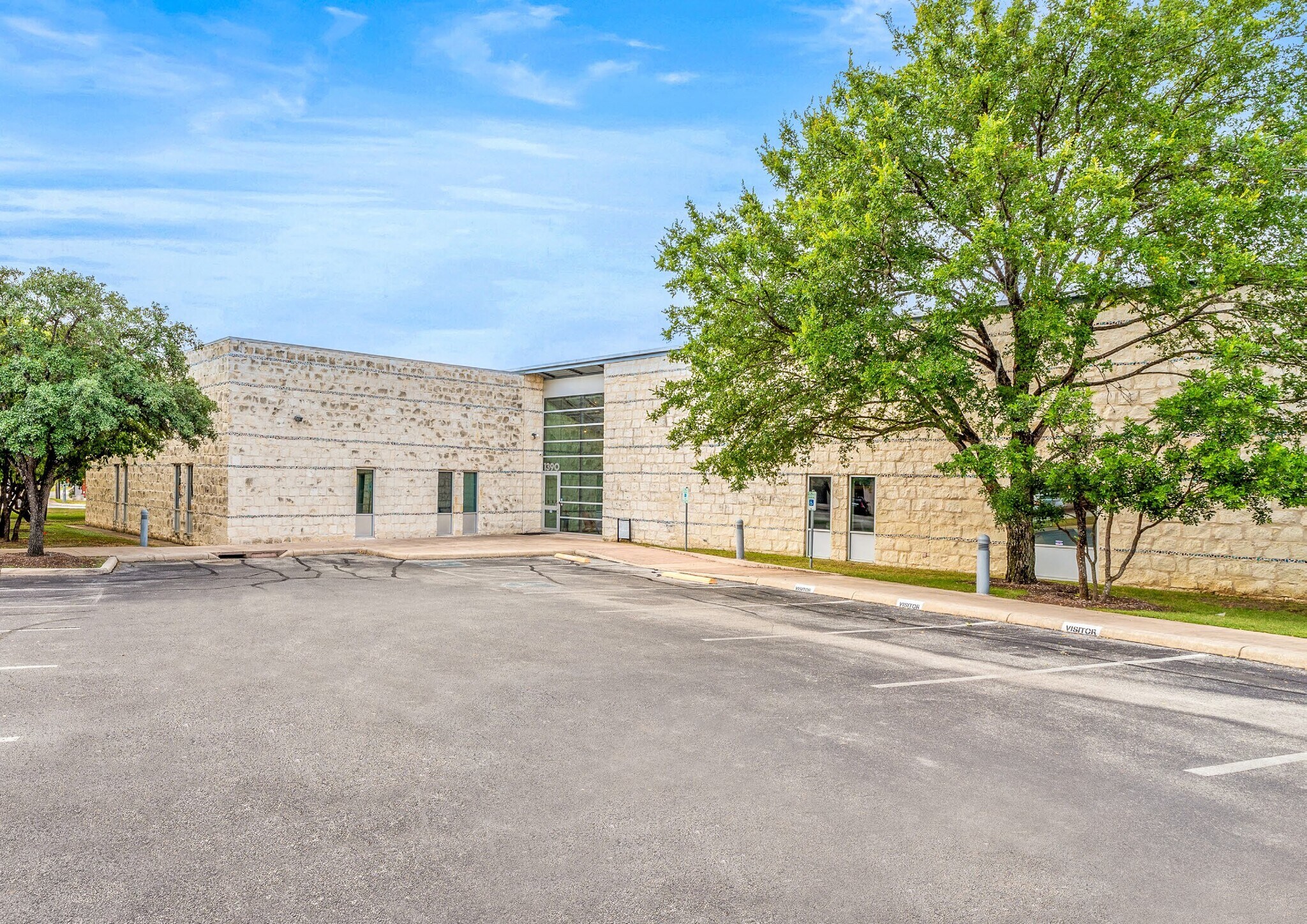 1390 E Bitters Rd, San Antonio, TX for sale Primary Photo- Image 1 of 1