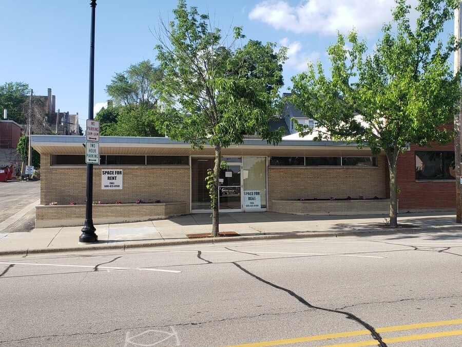 617 E Grand Ave, Beloit, WI for sale Building Photo- Image 1 of 1