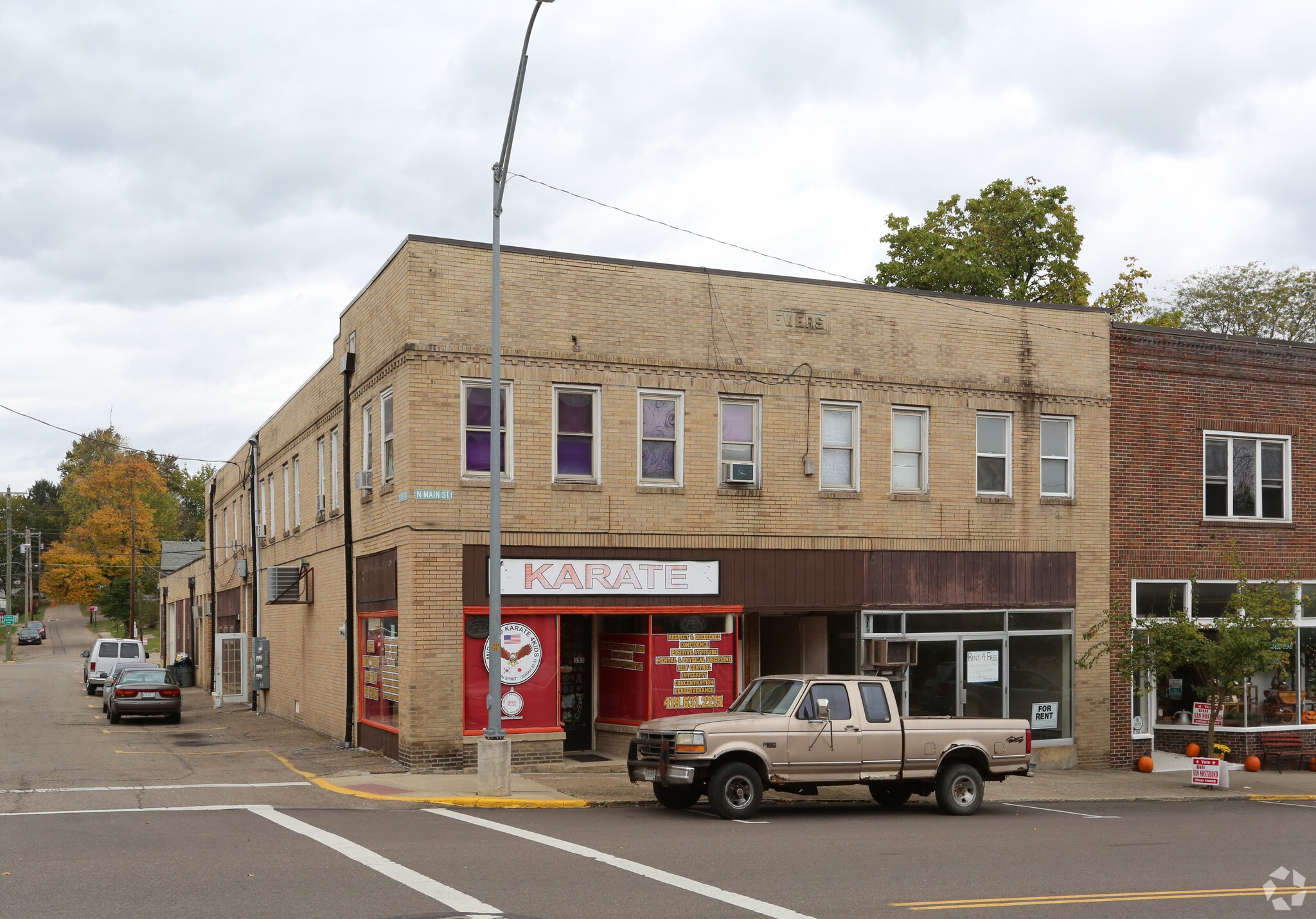 155-159 N Main St, Fredericktown, OH for sale Primary Photo- Image 1 of 1