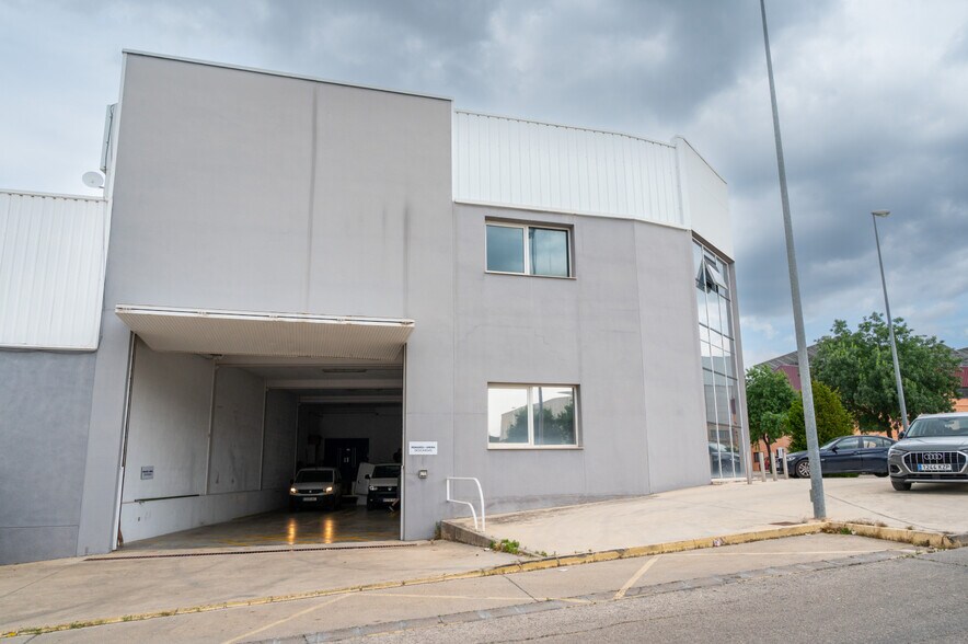 Industrial in Ontinyent, Valencia for sale - Building Photo - Image 1 of 3