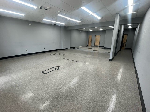 9501-9513 Livingston Rd, Fort Washington, MD for lease Interior Photo- Image 1 of 10