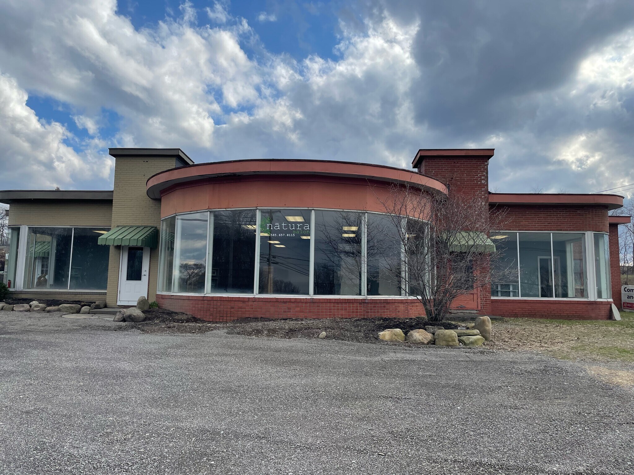 7203 State Route 5 and 20, Bloomfield, NY for sale Building Photo- Image 1 of 1
