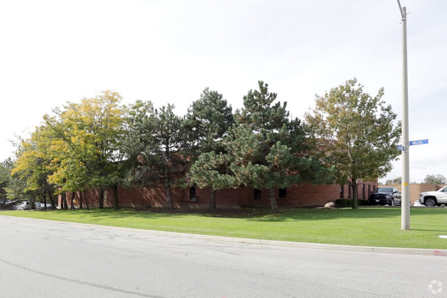 290 Britannia Rd E, Mississauga, ON for sale - Primary Photo - Image 1 of 1