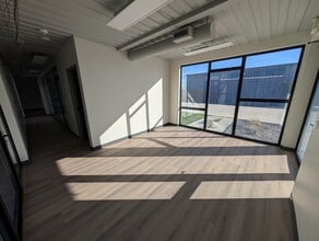 965 S Tech Ridge Dr, St George, UT for lease Building Photo- Image 2 of 8