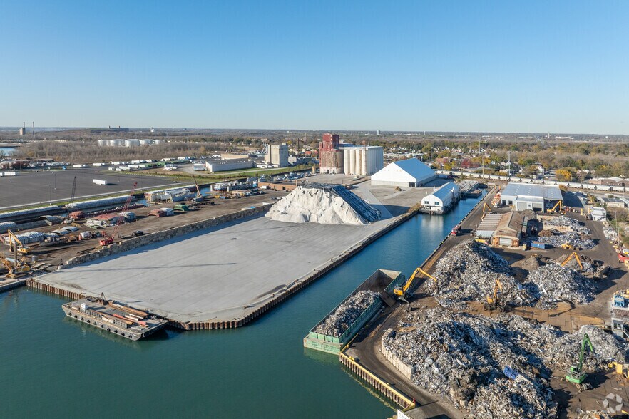 3020 E 104th St, Chicago, IL for sale - Aerial - Image 2 of 16