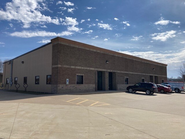 2020 W Vista St, Springfield, MO for sale - Building Photo - Image 1 of 1