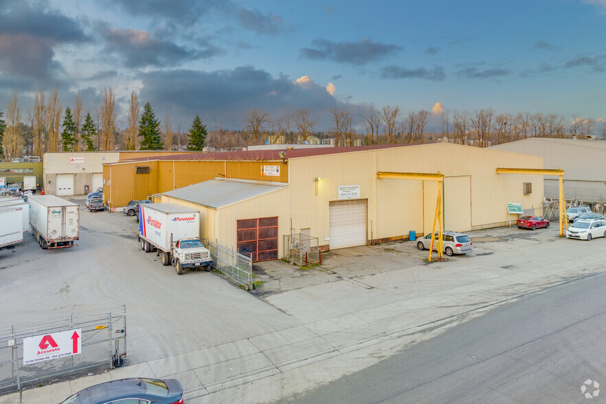 15355 Knox Way, Richmond, BC for lease - Primary Photo - Image 1 of 5