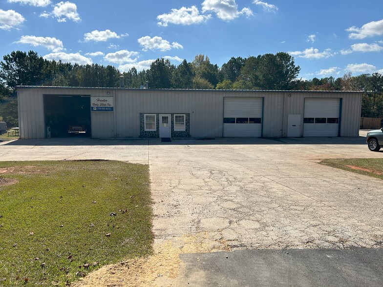 890 Sleepy Hollow Rd, Powder Springs, GA for sale - Primary Photo - Image 1 of 13