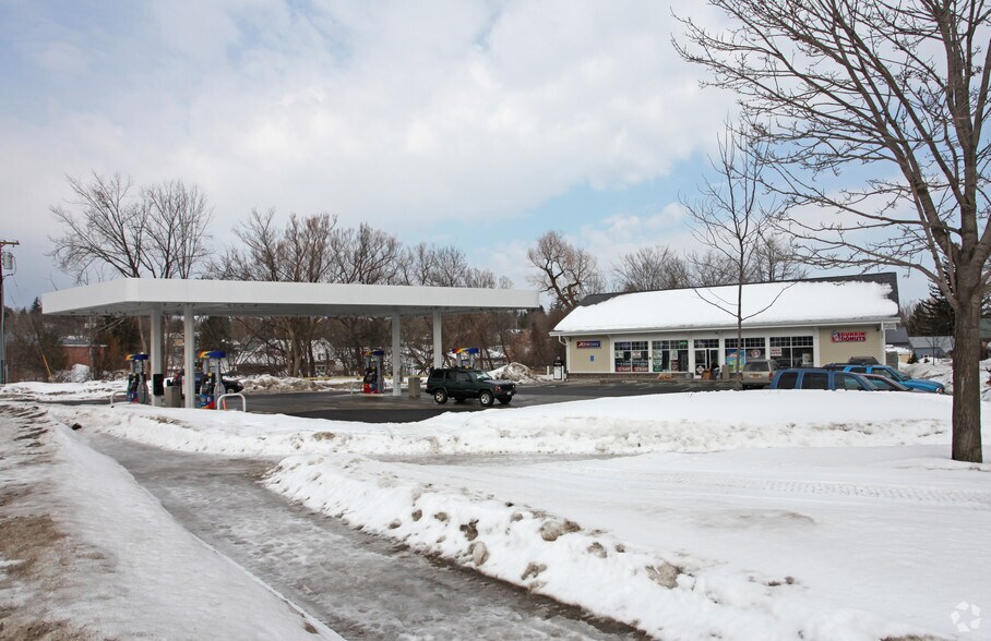 133-135 Albany St, Cazenovia, NY for sale - Primary Photo - Image 1 of 1