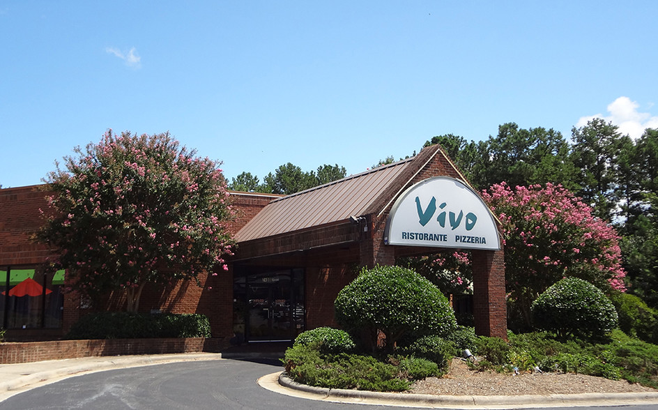 7400-7440 Six Forks Rd, Raleigh, NC for lease - Building Photo - Image 3 of 7