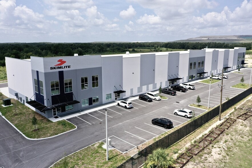 1585 Centennial Blvd, Bartow, FL for lease - Building Photo - Image 2 of 17