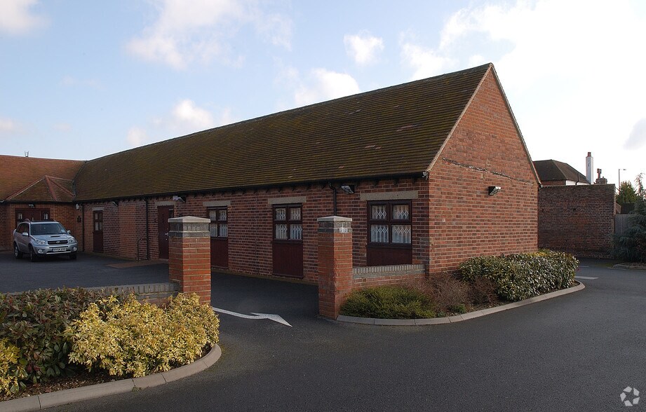 Uxbridge Rd, Slough, SL3 6AG