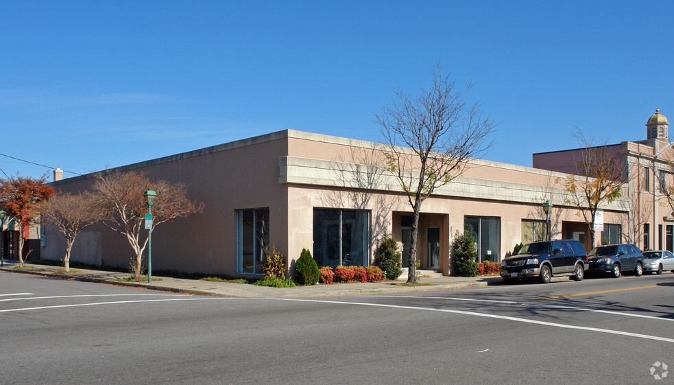 344-350 W 21st St, Norfolk, VA for lease - Building Photo - Image 1 of 4