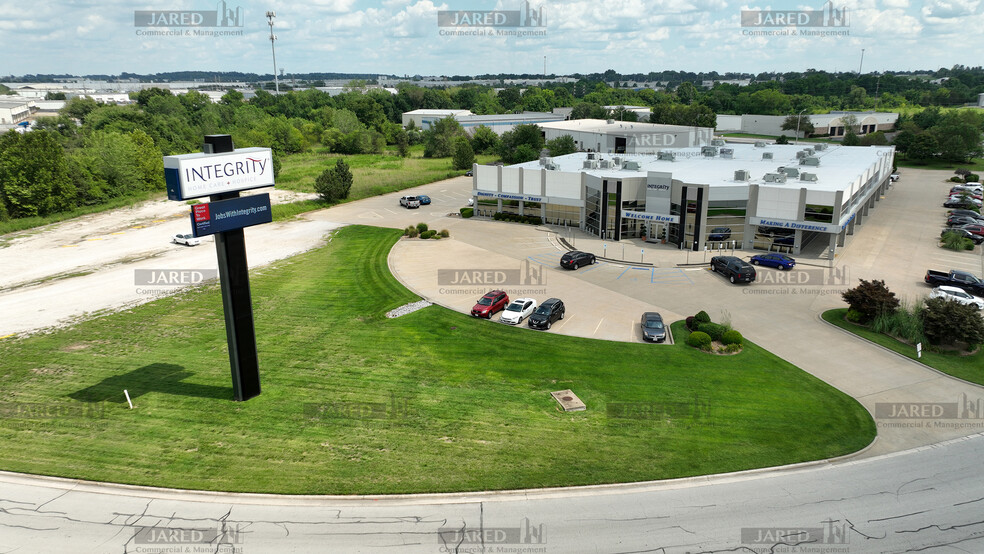 2960 N Eastgate Ave, Springfield, MO for sale - Building Photo - Image 1 of 1