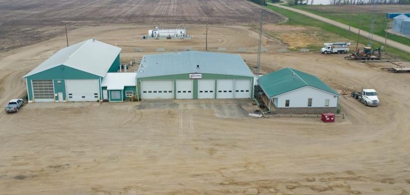 310 Williams Industrial Dr, Neilburg, SK for sale - Primary Photo - Image 1 of 48