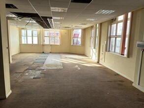 18 Hamilton Rd, Felixstowe for lease Interior Photo- Image 2 of 4