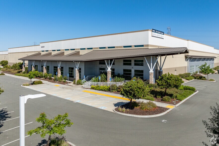 22801 8th St E, Sonoma, CA for lease - Building Photo - Image 1 of 13