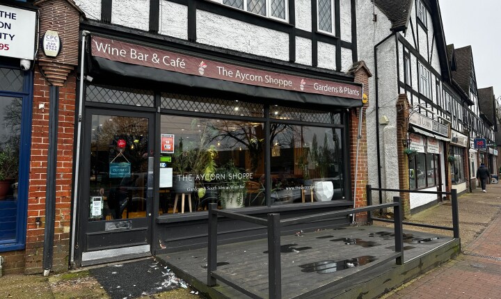 258 Coulsdon Rd, Coulsdon for sale Primary Photo- Image 1 of 1