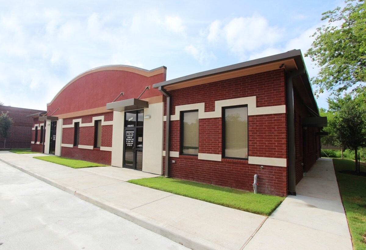 13017 Jess Pirtle Blvd, Sugar Land, TX 77478 - Office Building | LoopNet