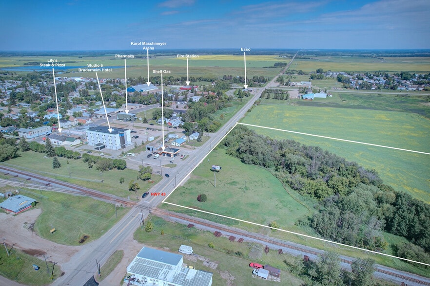 4703 47 St, Bruderheim, AB for sale - Building Photo - Image 1 of 6