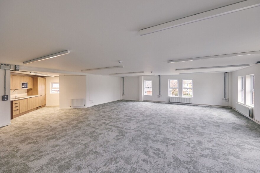 1-5 Buckingham St, Oxford for lease - Primary Photo - Image 1 of 14