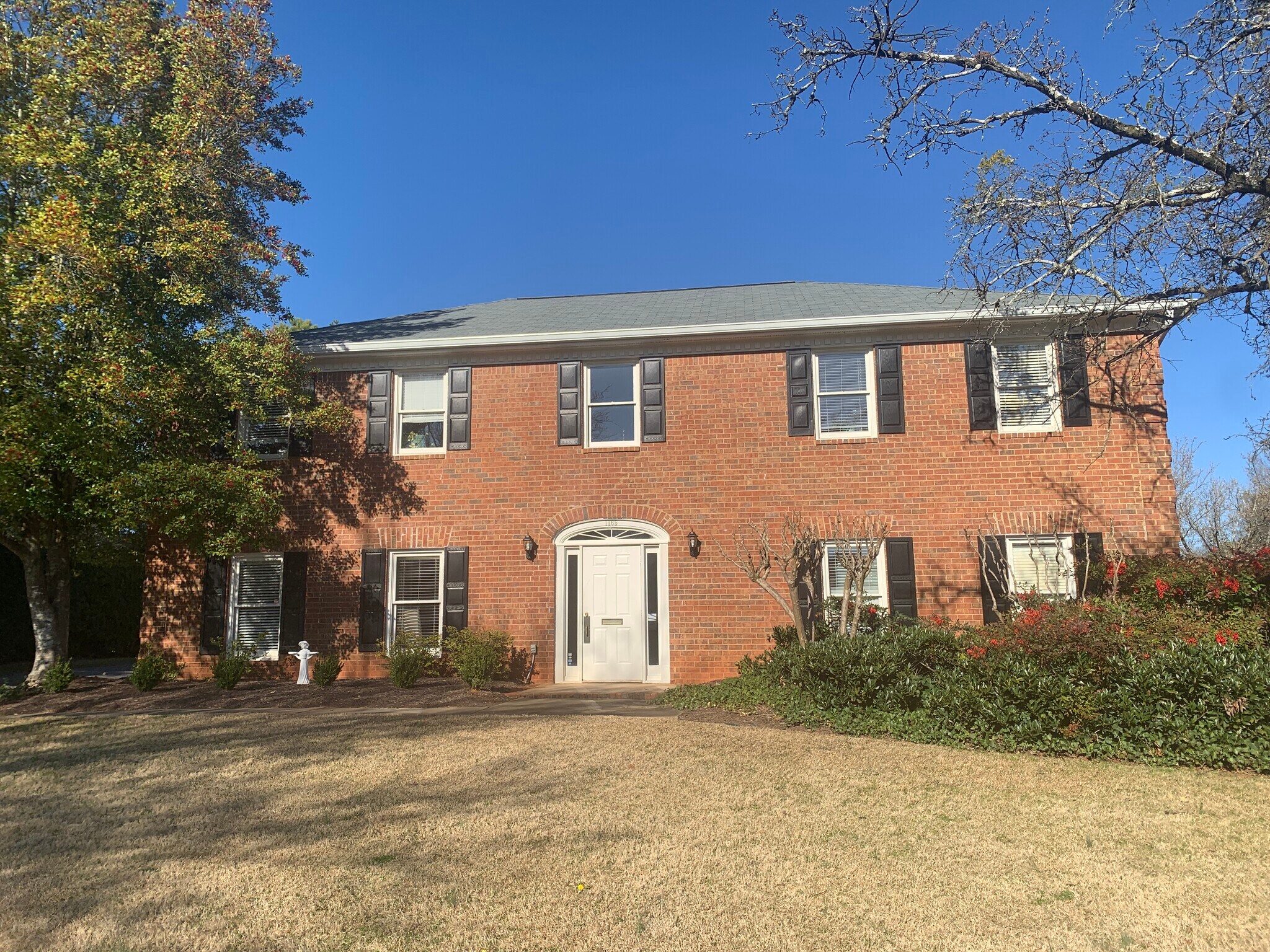 1165 Cedar Shoals Dr, Athens, GA for sale Primary Photo- Image 1 of 1