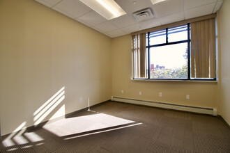 40 Garden St, Poughkeepsie, NY for lease Interior Photo- Image 2 of 6