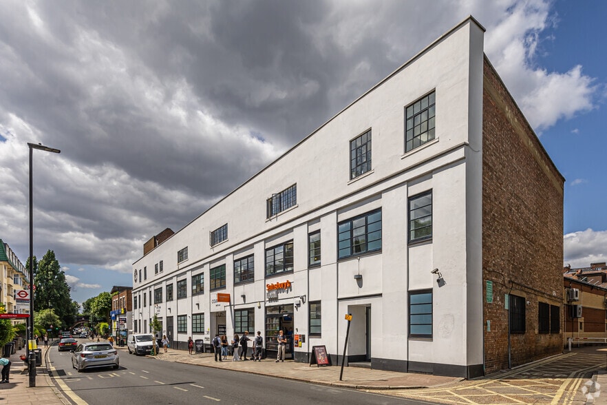 32-40 Gordon House Rd, London for lease - Building Photo - Image 2 of 20