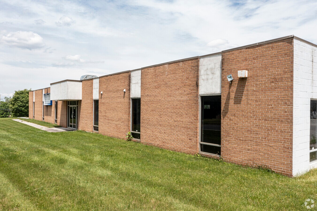 818 Bowman Ave, Hagerstown, MD 21740 Industrial for Lease